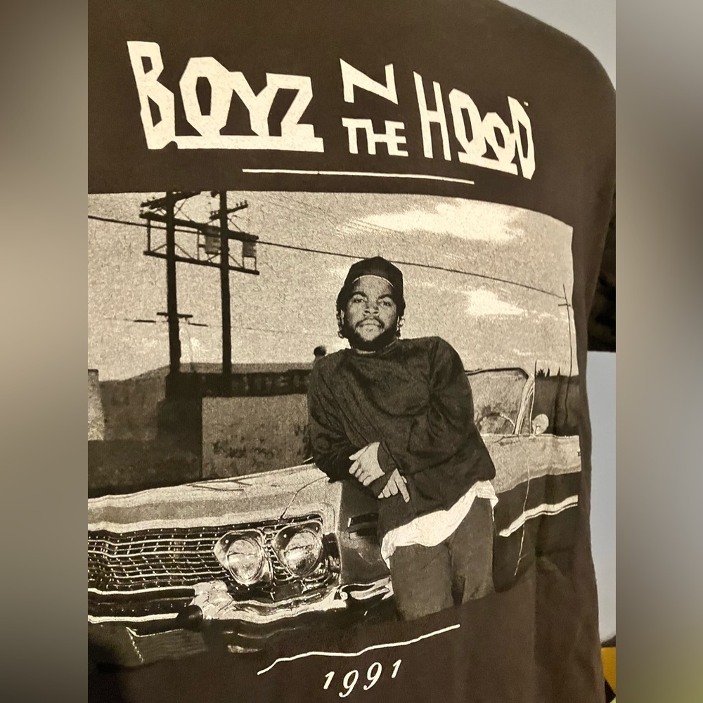 Boys N The Hood graphic logo T-shirt, color black, size medium